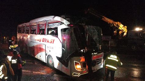 Kayseri’de yolcu otobüsü devrildi: 38 yaralı